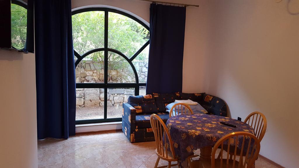 Apartments Vile Holiday Živogošće Екстериор снимка
