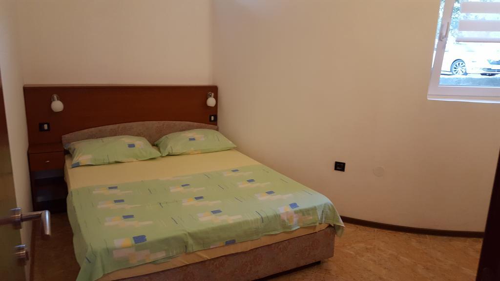 Apartments Vile Holiday Živogošće Екстериор снимка