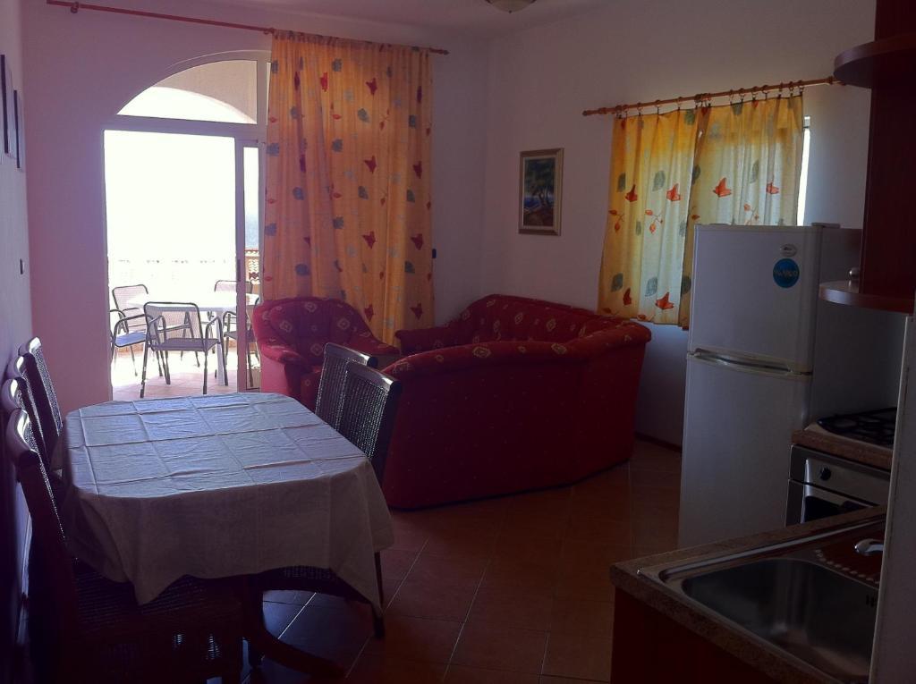 Apartments Vile Holiday Živogošće Стая снимка