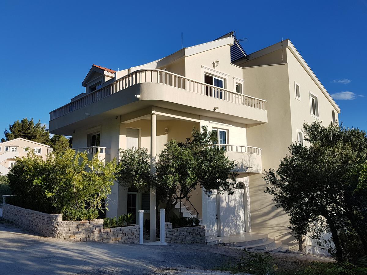 Apartments Vile Holiday Živogošće Екстериор снимка