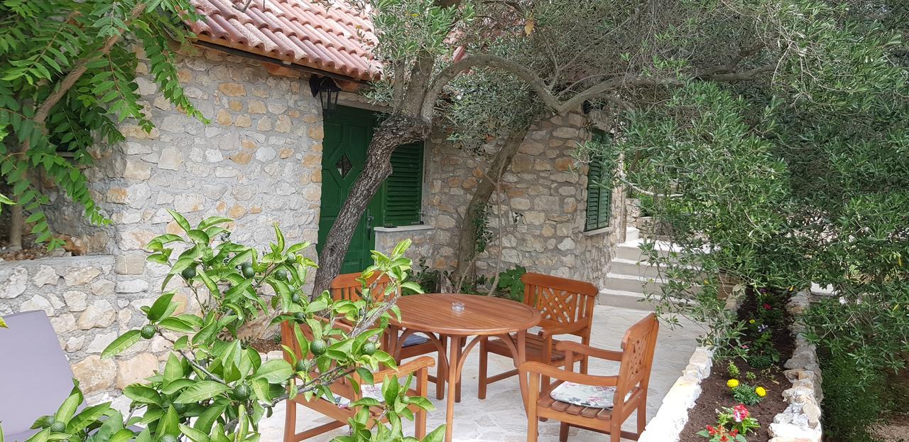 Apartments Vile Holiday Živogošće Екстериор снимка